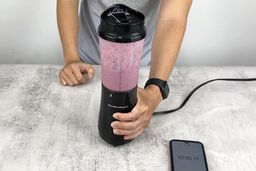 Hamilton Beach 51101AV Frozen Fruit Smoothie Video