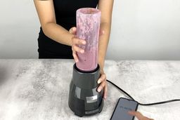 BLACK+DECKER FusionBlade Frozen Fruit Smoothie Video