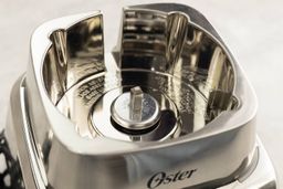 A close-up of the Oster Pro Motor Base