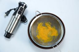 The Braun Mueller 3-in-1 unprocessed food 1