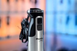 A close-up of the Mueller’s speed controls.