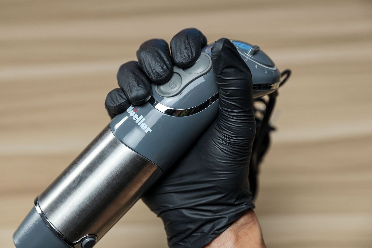 Mueller Multistick 5 in 1 Immersion Blender Handling
