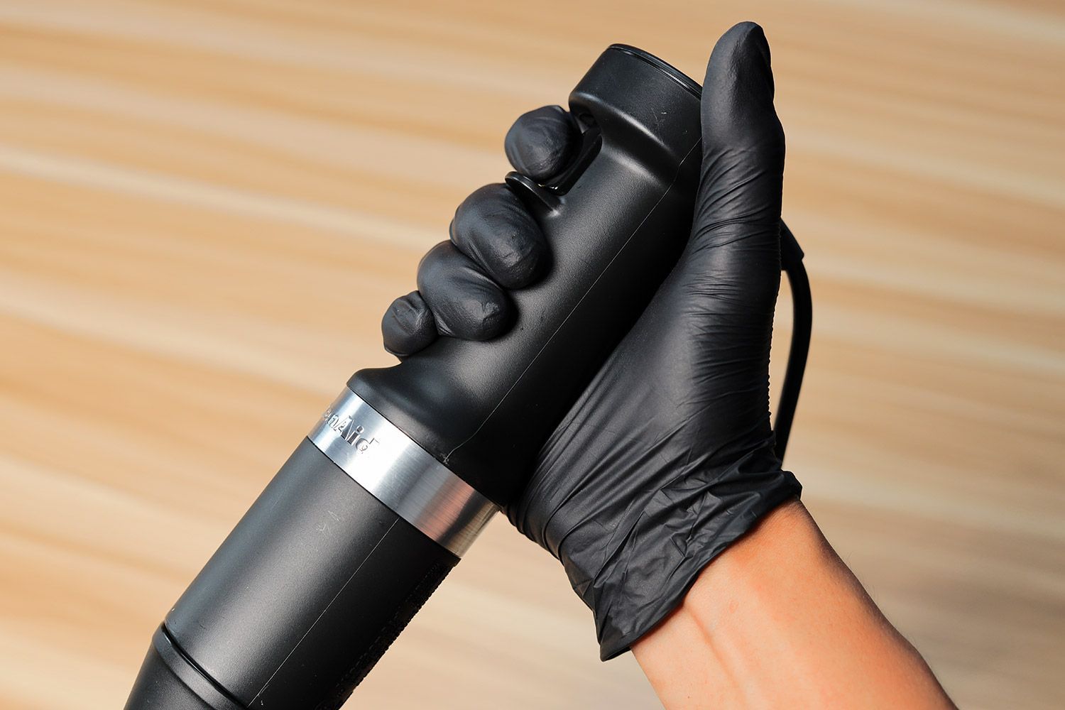 KitchenAid Variable Speed Corded Hand Blender Handling