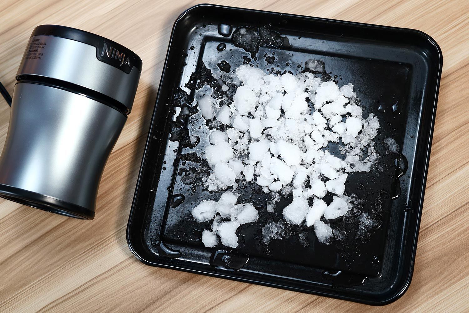Ninja BN301 Nutri Blender Plus Personal Blender Crushed Ice Cubes