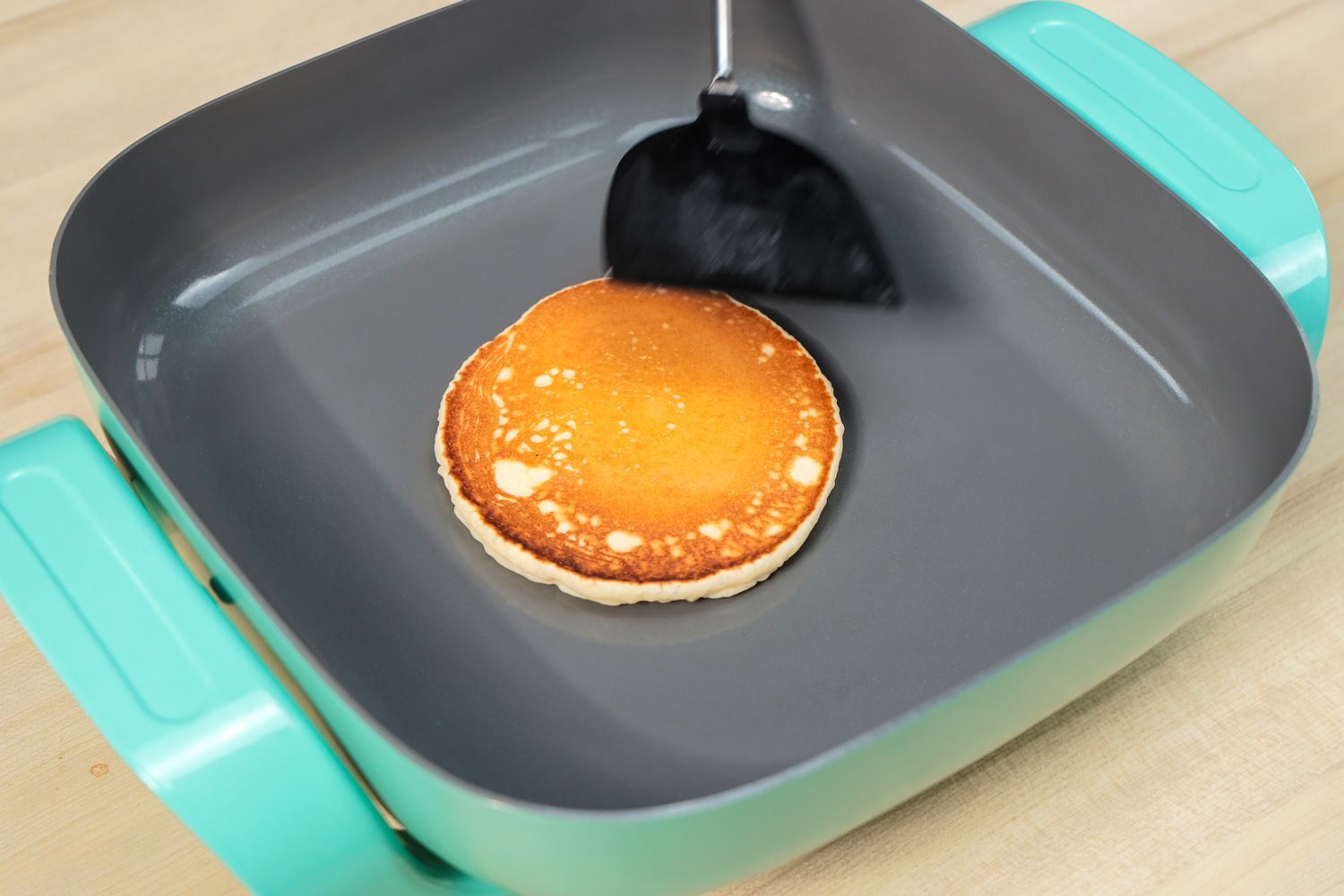 GreenLife Electric Skillet 5QT Pancakes Test Result