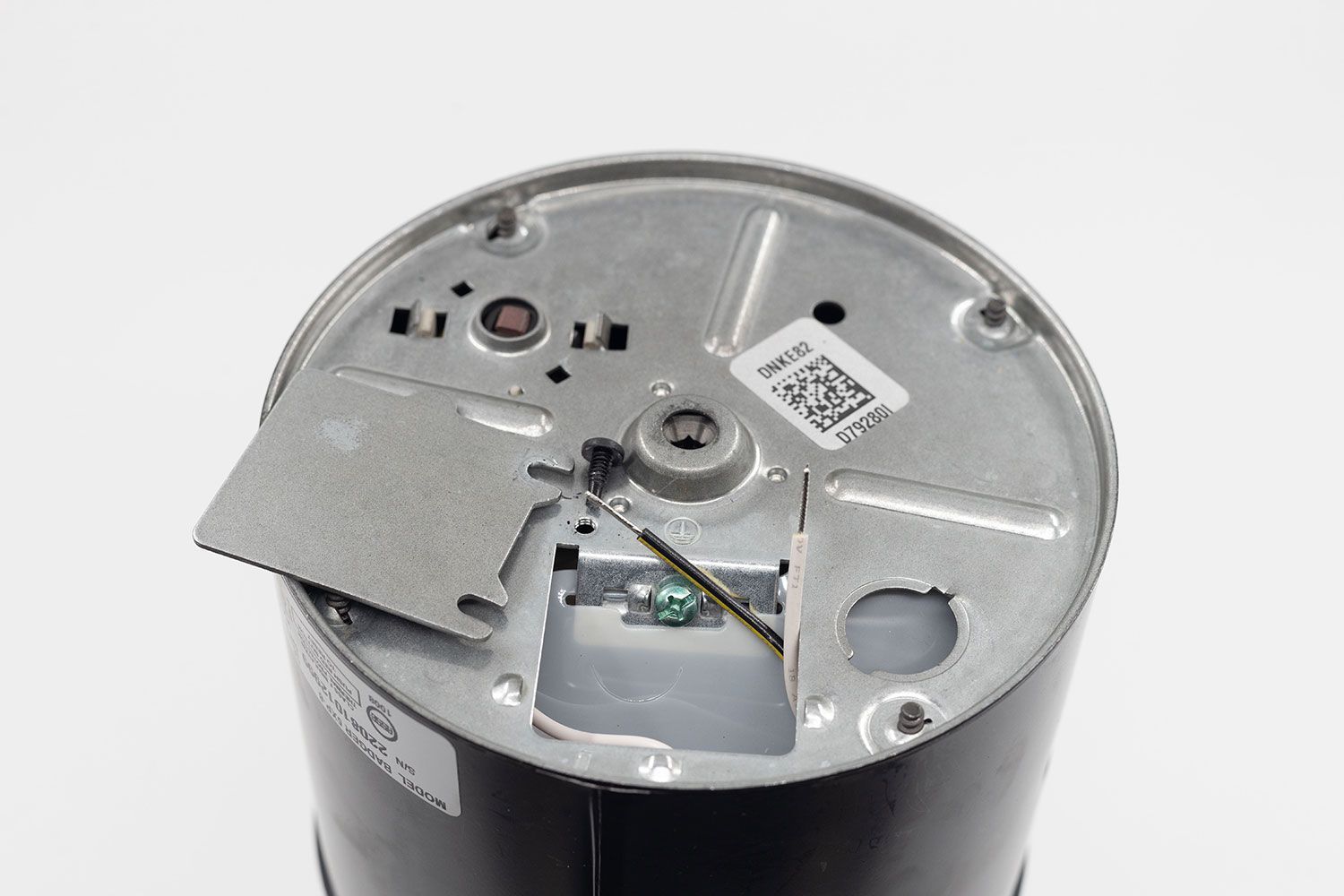 Bottom view of InSinkErator Badger 5XP 3/4 HP garbage disposal without power cord.