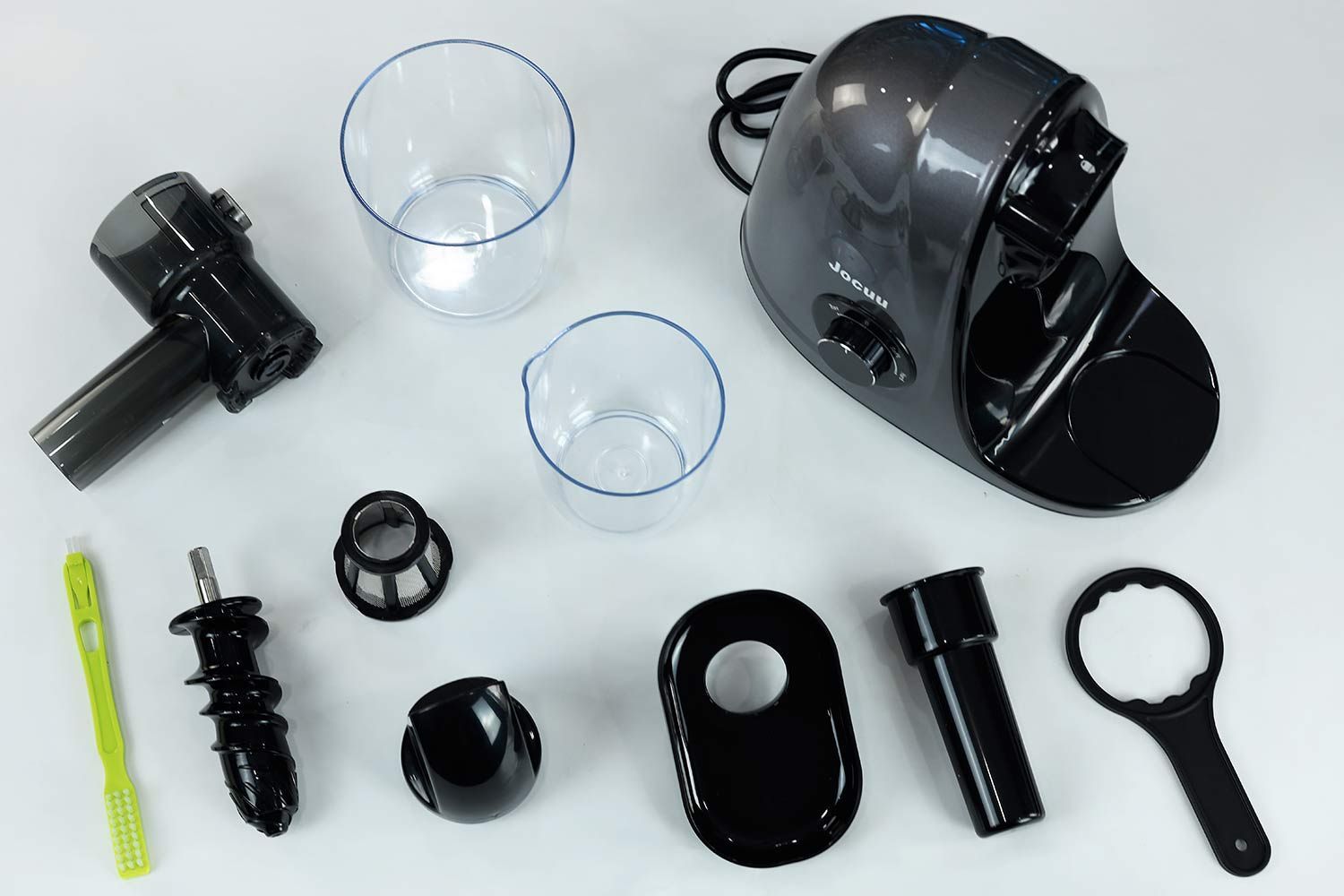 Parts of the Jocuu masticating juicer