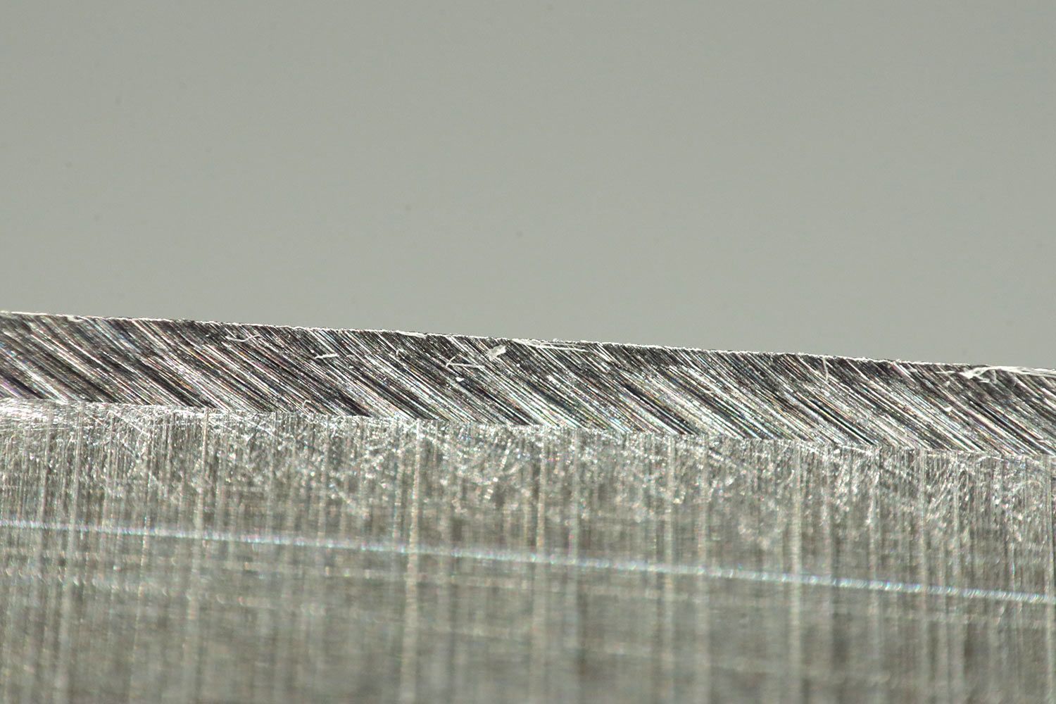 Close-up image of knife edge after sharpening with the Presto 08800 Eversharp