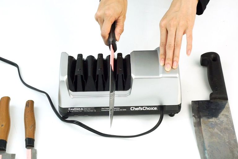 Chef's Choice Trizor XV Knife Sharpener In-depth Review: Expensive