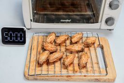COMFEE Toaster Oven CFO BB101 Roasted Chicken Wings