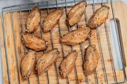 COMFEE Toaster Oven CFO BB101 Roasted Chicken Wings 2