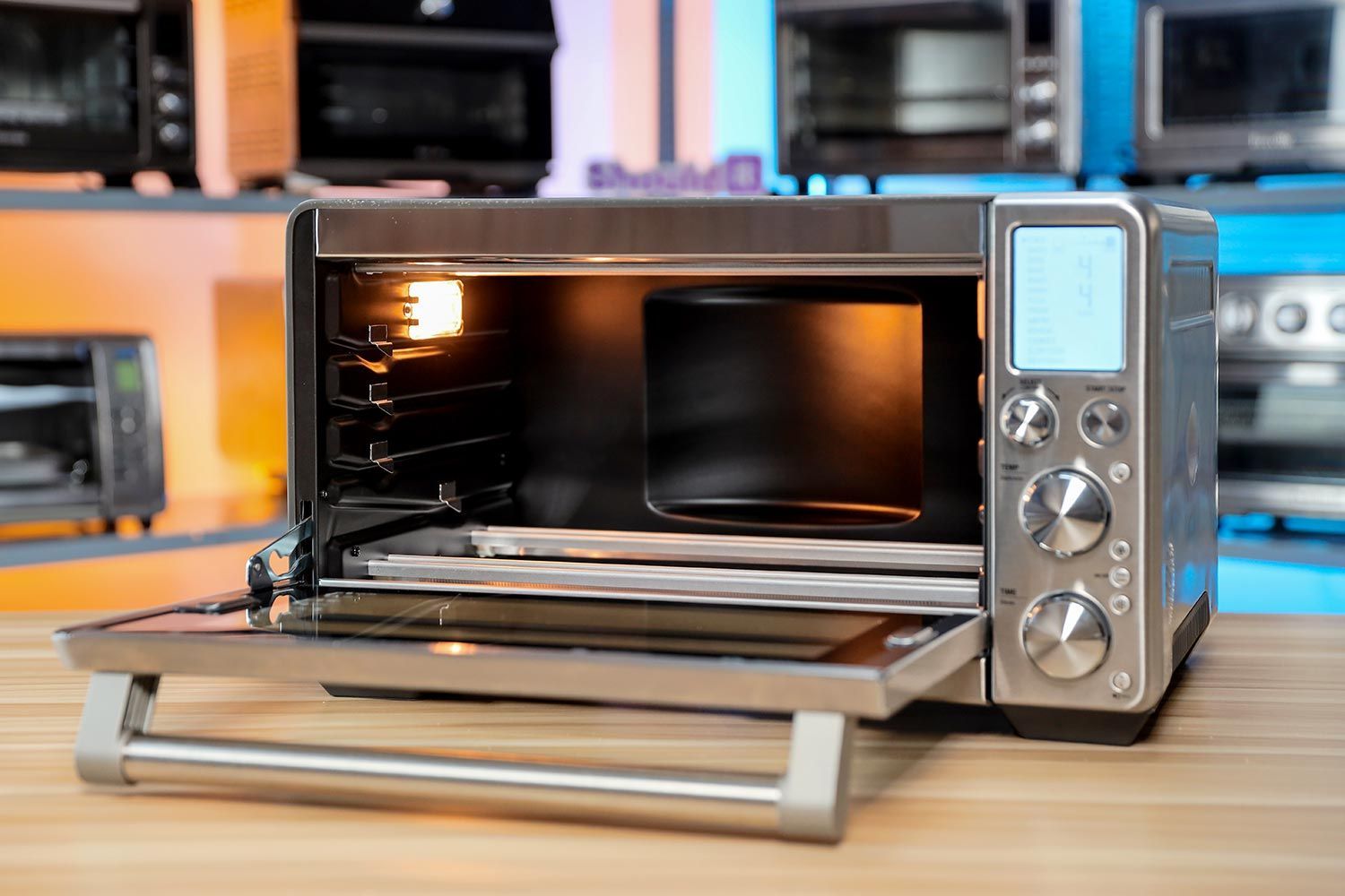 The cooking chamber of the Breville BOV900BSS Smart Oven Air Fryer