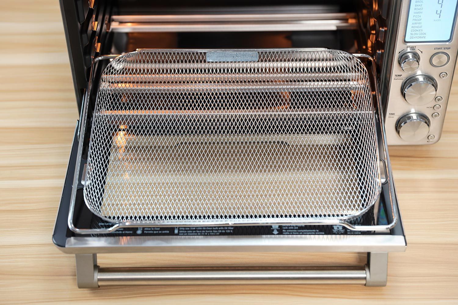The air fryer basket of the Breville BOV900BSS Smart Oven Air Fryer