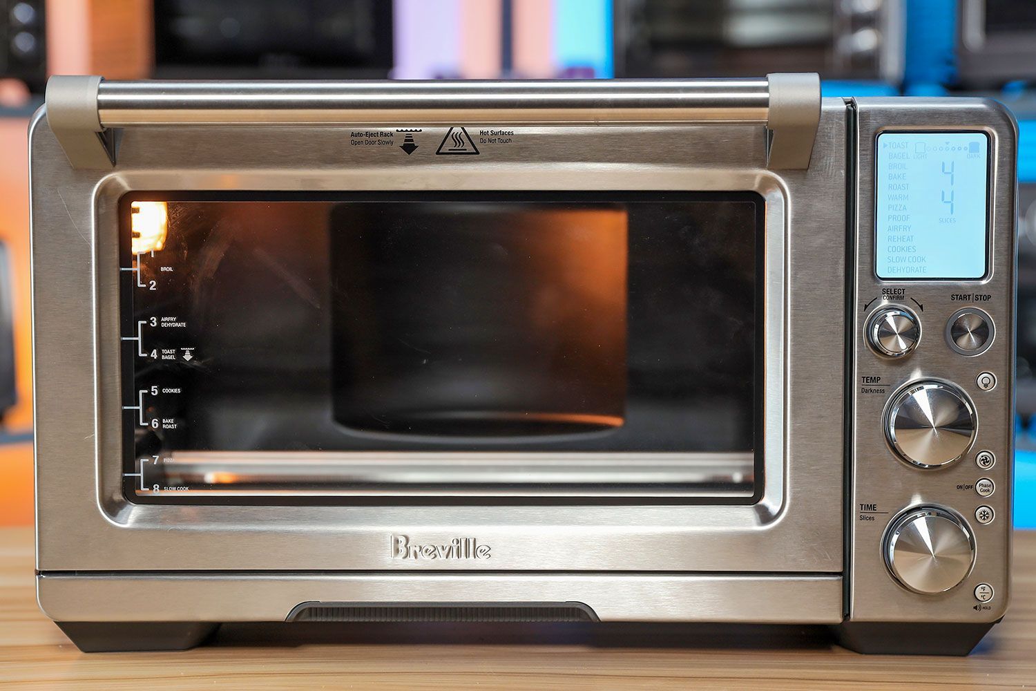 The control panel of the Breville BOV900BSS Smart Oven