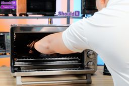 Timelapse of Shouldit's Pizza test for the Breville Smart Oven Air Fryer Pro BOV900BSS by Alan Nguyen. At 450°F, one 9-inch thick-crust meat pizza was baked to golden brown in 5 minutes on the pizza pan.