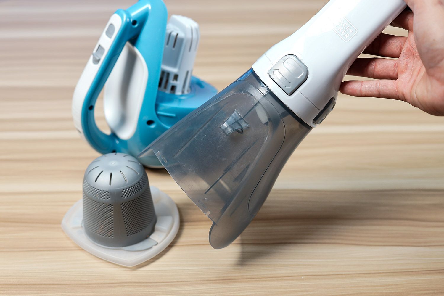 BlackDecker AdvancedClean Swivel Handheld Vacuum Maintenance