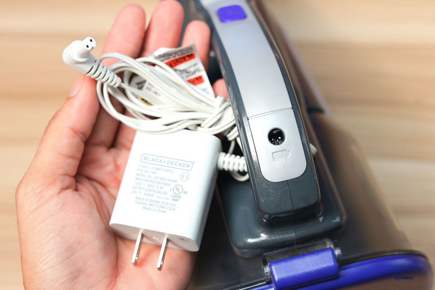 BLACKDECKER dustbuster Pet Hair Handheld Vacuum Charging Adaptor 1