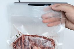 POTANE VS2690 Precision Vacuum Sealer Beef for Sous Vide Test 3
