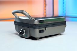 Cuisinart WAF 300P1 Build Quality