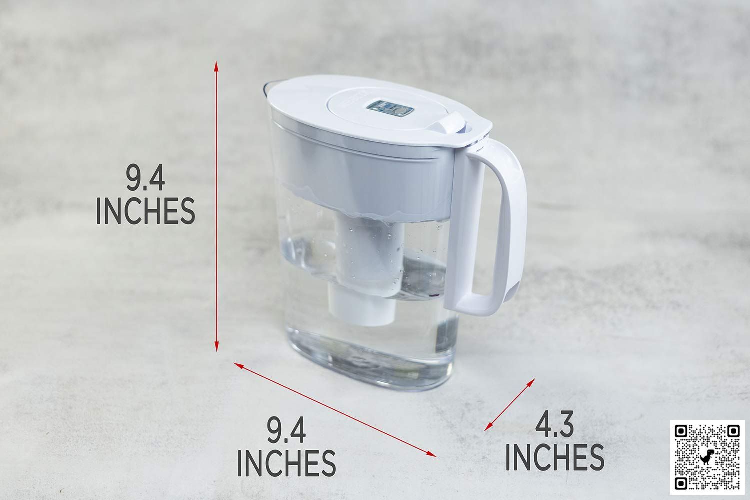 the Brita Metro filter jug and figures indicating its measurements