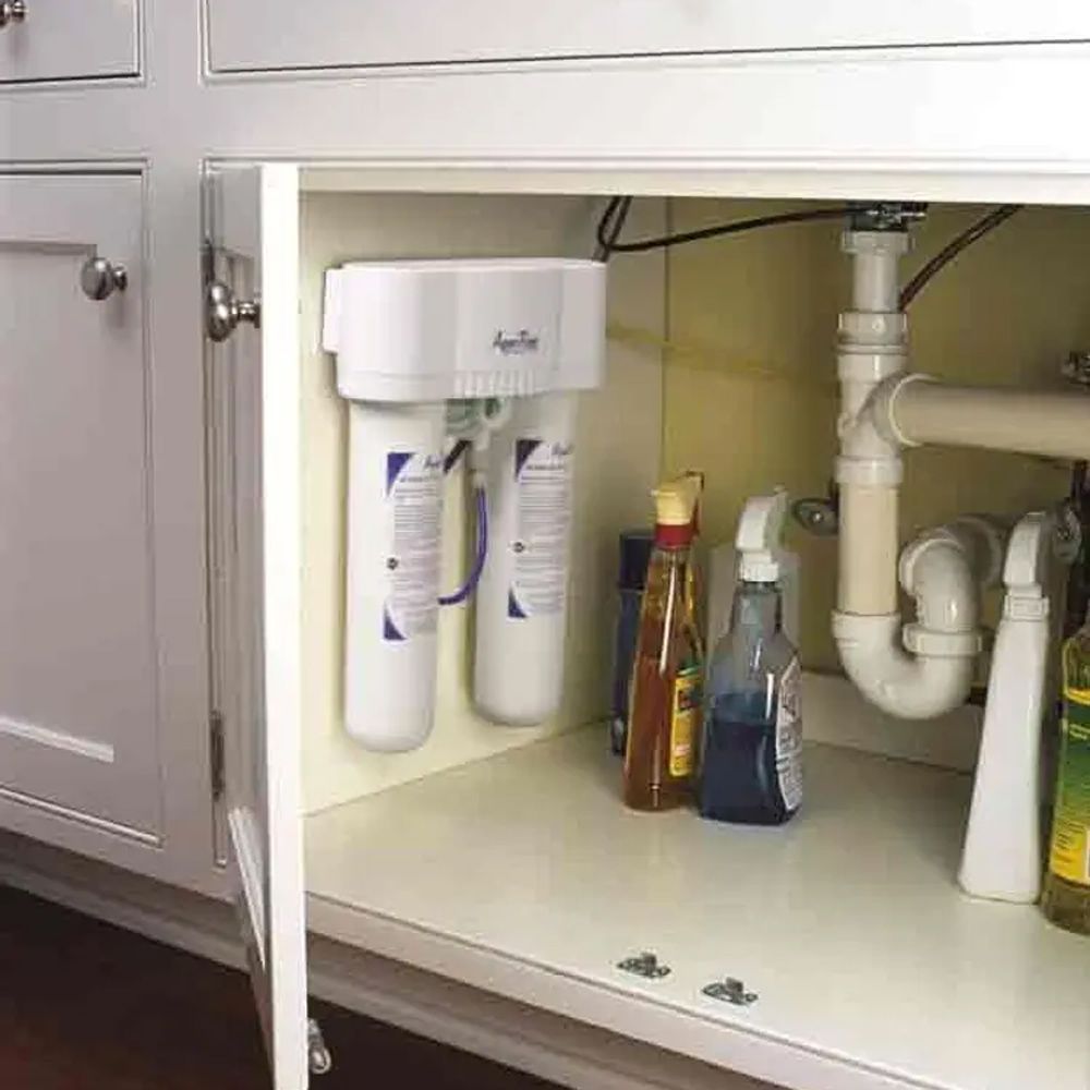 Under sink water filter