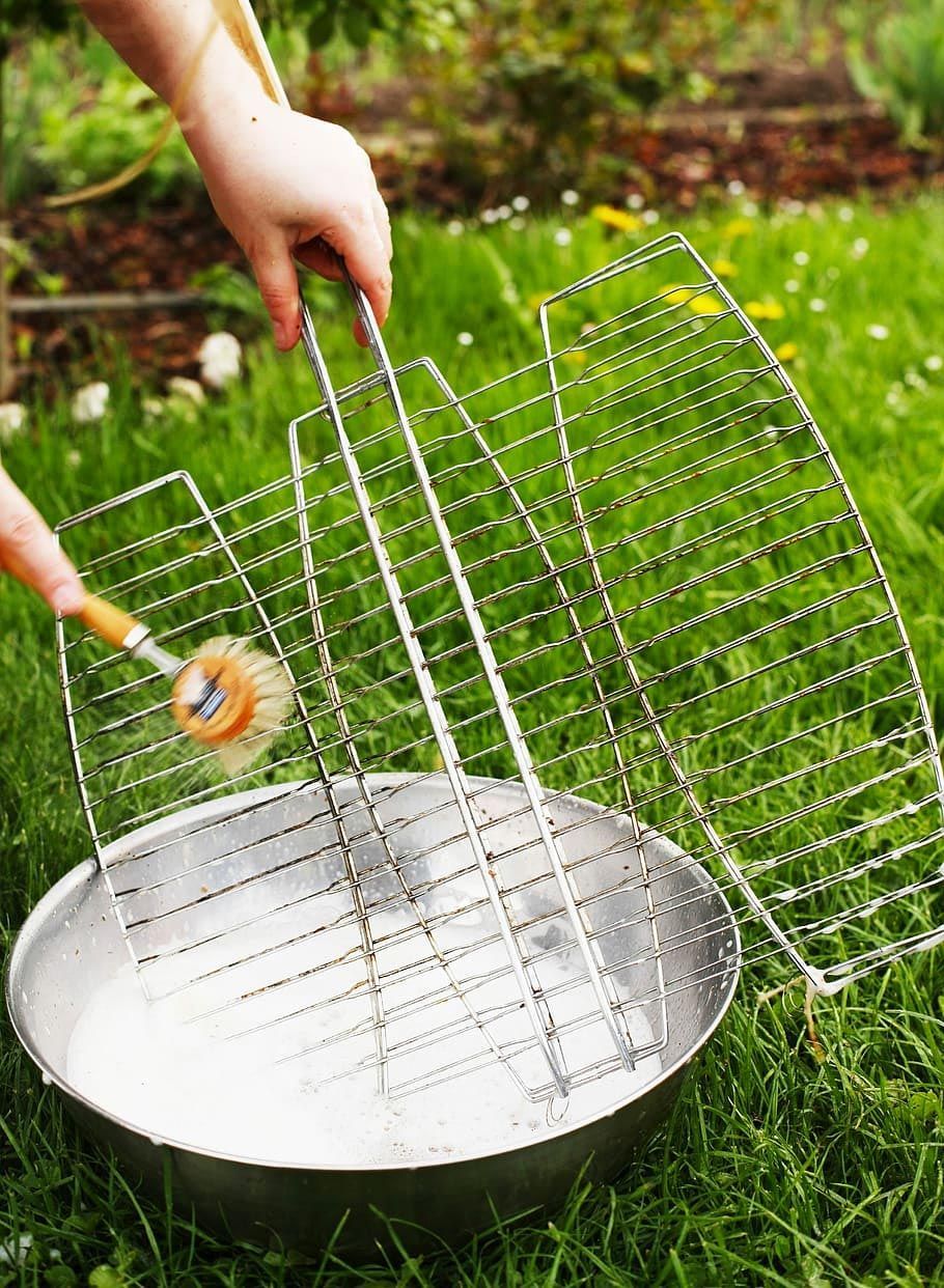 Cleaning bbq grill with vinegar best sale