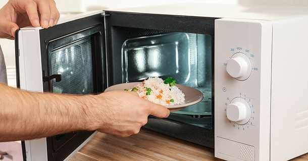 How to Reheat Rice In Microwave