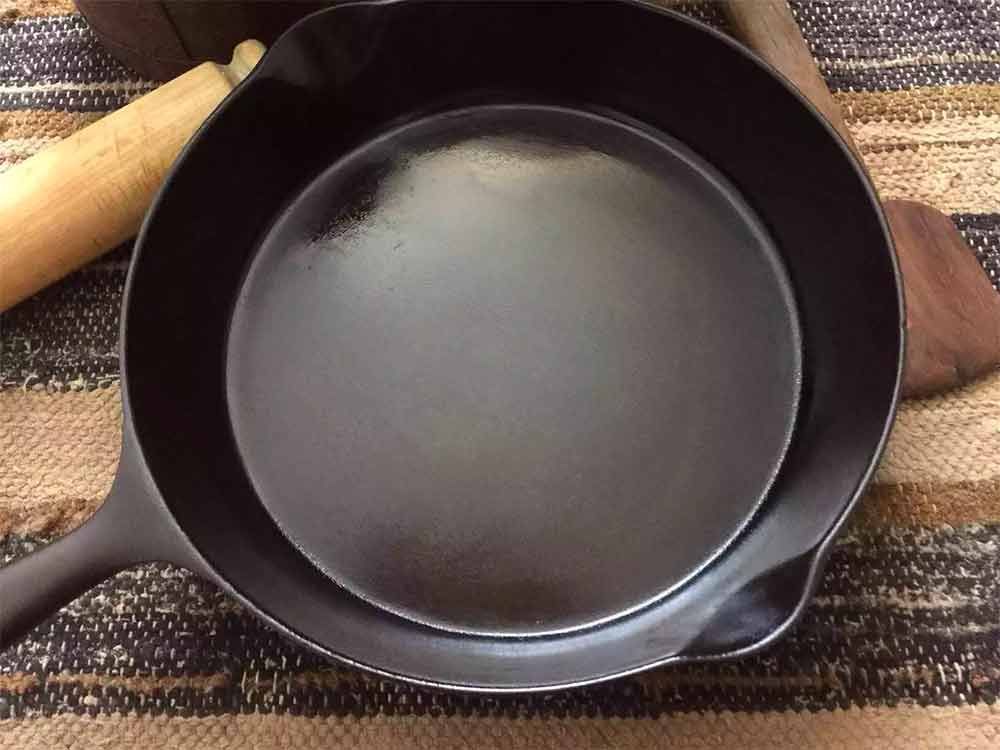 Vintage Iron Skillet