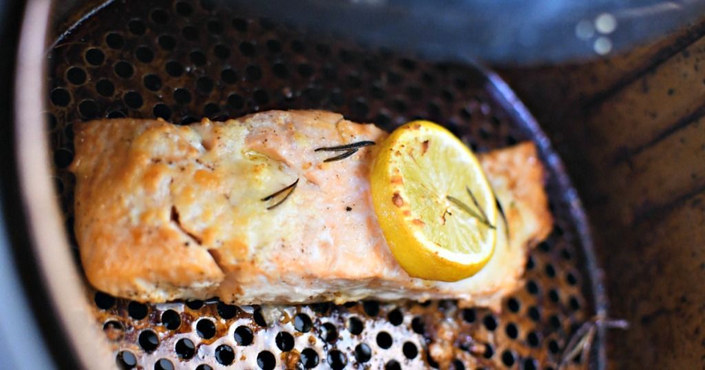 how to reheat salmon in air fryer