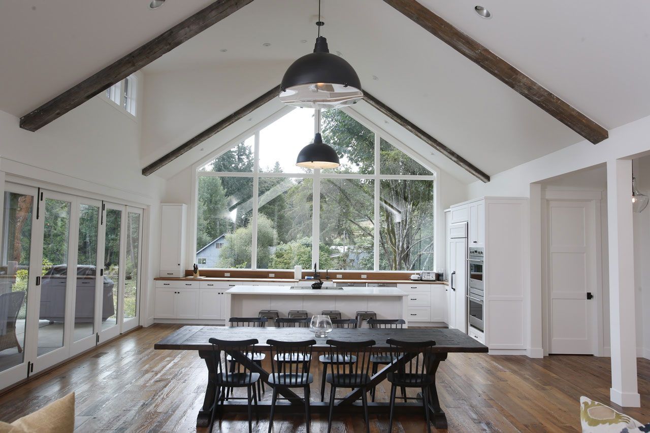 Natural Lighting Modern Country Kitchen Idea