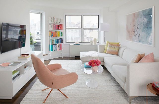 17 Small Apartment Living Room Ideas to Make the Most of Your Space